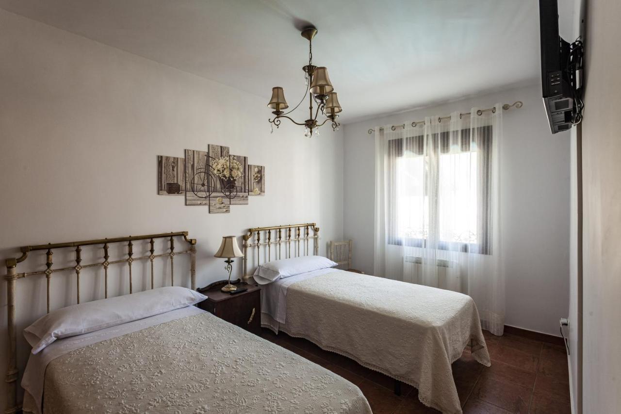 Casa Rural La Fontanita El Real de San Vicente Bagian luar foto